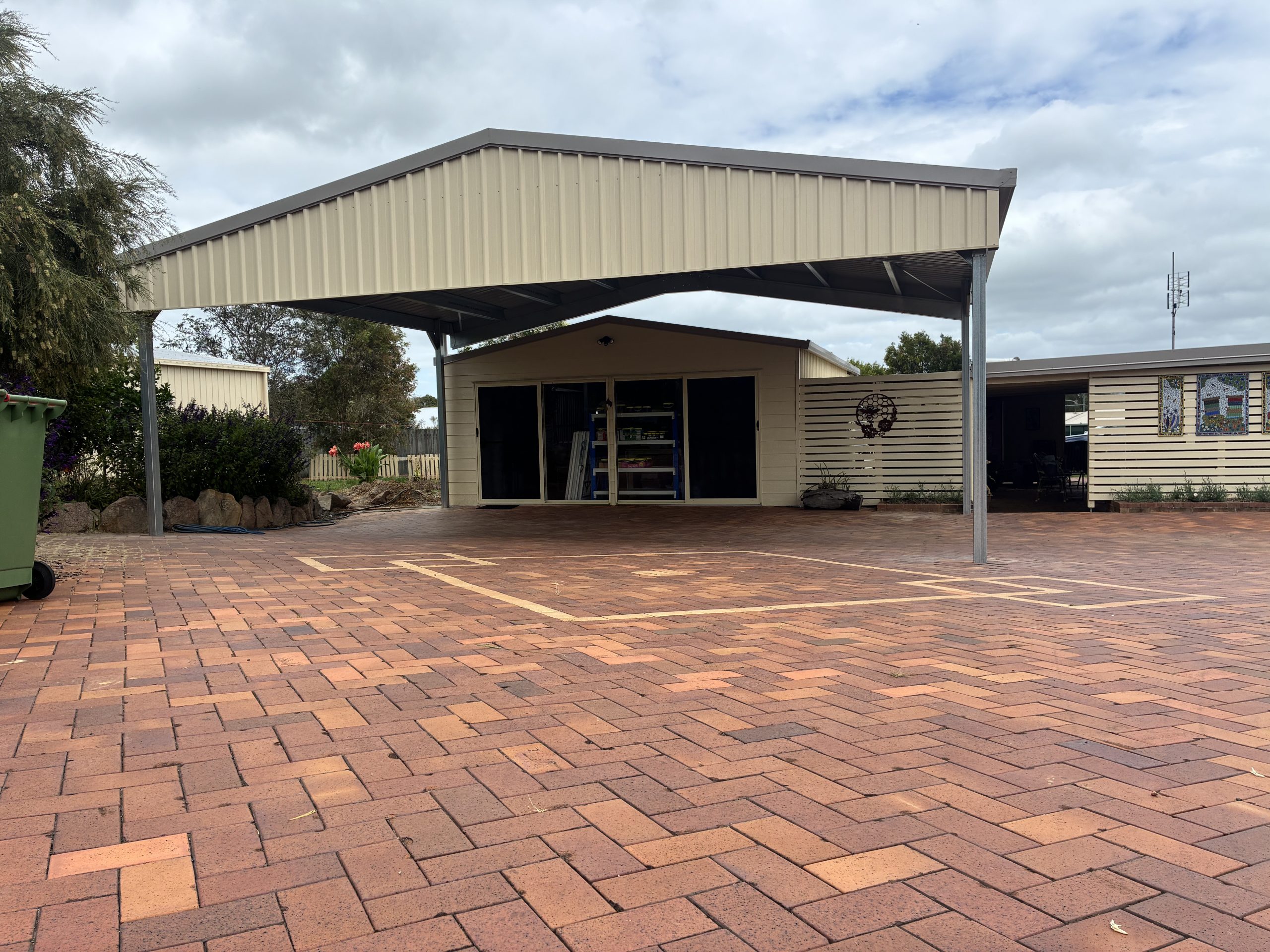 Carport structure and post detail