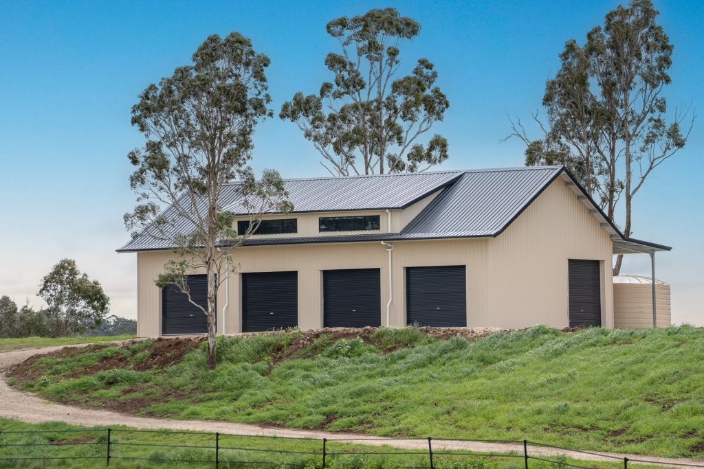 hampton-american-barn-shed-solar